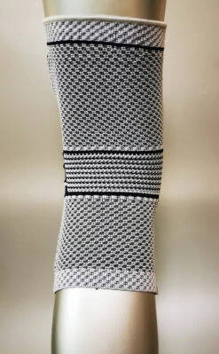 BD8-Knee For Badminton 9 BD8-Knee For Badminton -Badminton Gear Shop Knee support b